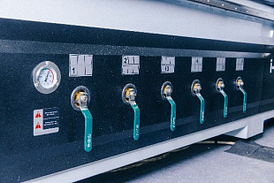 Фрезерный станок с ЧПУ Beaver 3021 AVST8-2H