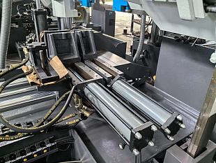 MetalTec MBS 330 CА автоматический колонный ленточнопильный станок