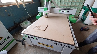 Фрезерно-гравировальный станок с ЧПУ WoodTec H 1325L