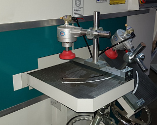 Шипорезный станок с ЧПУ мод.CNC-200 для производства ножек стульев и столов