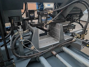 MetalTec BS 400 CA автоматический колонный ленточнопильный станок