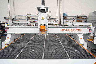 Фрезерно-гравировальный станок с ЧПУ HАUFER HF-2040AVTR8