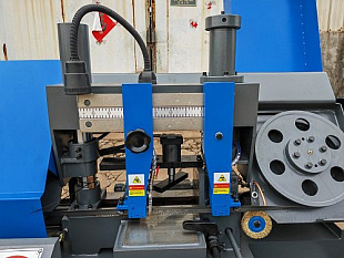 MetalTec BS 300 CH ленточнопильный станок для резки металла под углом 90°