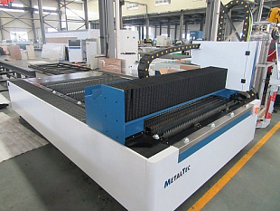 MetalTec 1530 S (1500 Вт) оптоволоконный лазерный станок для резки металла