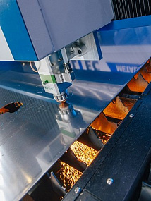 MetalTec 1530 S (1500 Вт) оптоволоконный лазерный станок для резки металла