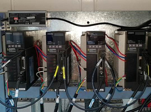 Фрезерный станок с ЧПУ мод. LTT-1325D  савтоматической револьверной сменой инструмента и стойкой SYNTEC