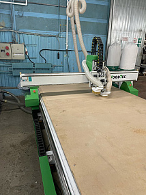 Фрезерно-гравировальный станок с ЧПУ WoodTec H-2040C P2