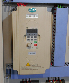 Гравировально-фрезерный станок с ЧПУ мод.LTT-1325A c вакуумным столом