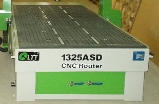 Фрезерный станок с ЧПУ мод. LTT-1325ASD с пультом DSP